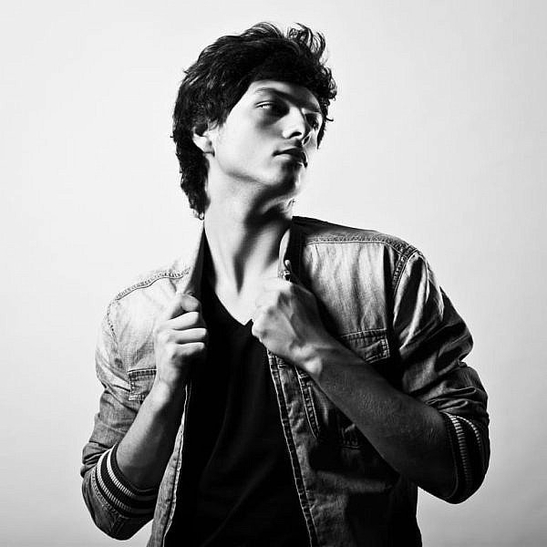 About Us - Wedding Photographers